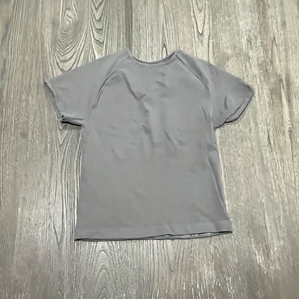 NWOT Skims T-Shirt Recycled Nylon Crewneck Seamless Short Sleeve Gray 4X/5X